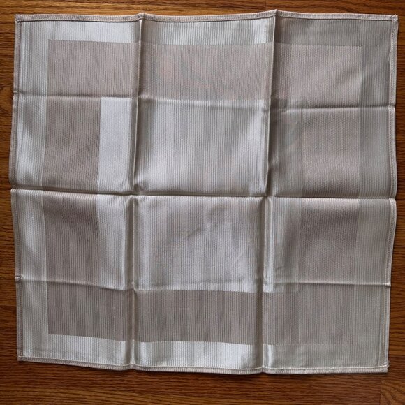 14 Crystal Glow Vintage Celanese Acetate Stain-Resistant Napkins Table Damask - Picture 12 of 12